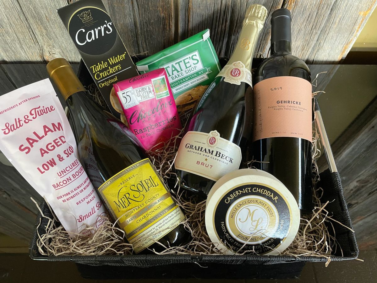 Executive Wine Gift Basket 150