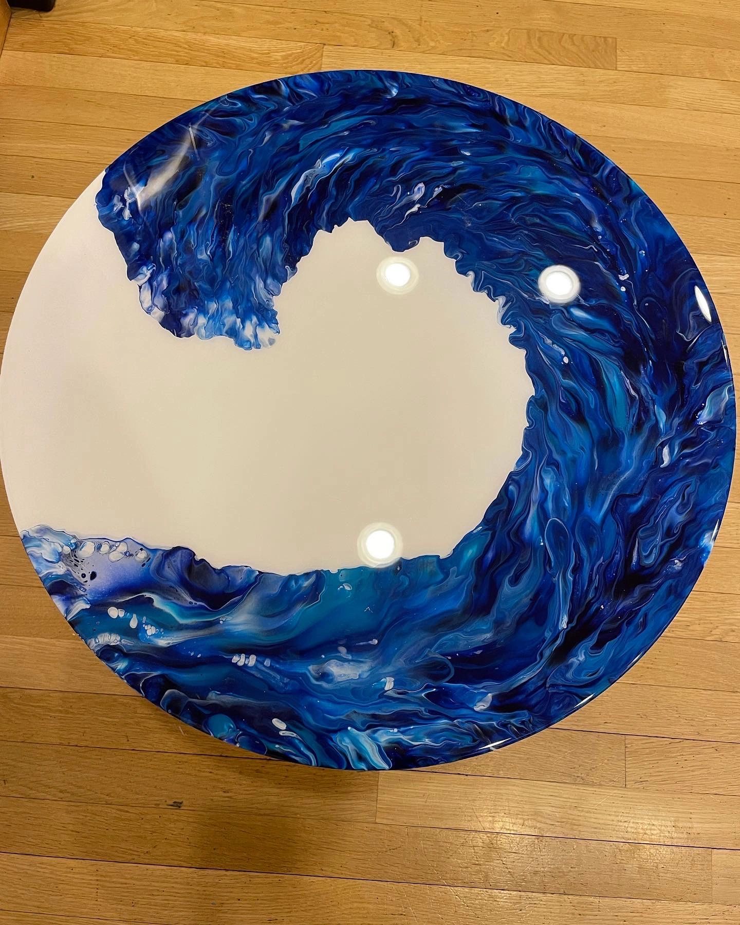 18 inch round wave with resin.