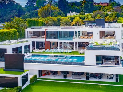 Bel Air Mansion