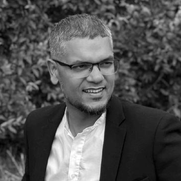 Portrait of Hassan Ahmed, founding director of Tethion Ltd.