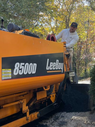 Asphalt paving in Lincolnton, NC
Lincolnton county Asphalt paving 