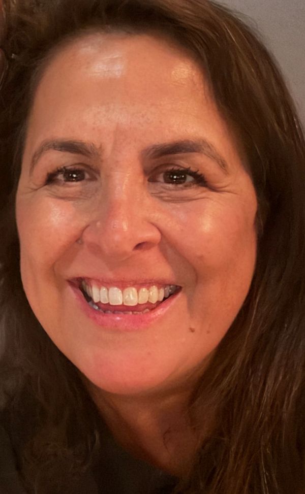 Betty Walks Dogs, Roseville, Ca 95747 dog walker.  expert walker,  big  dogs, small dogs, dog sitter