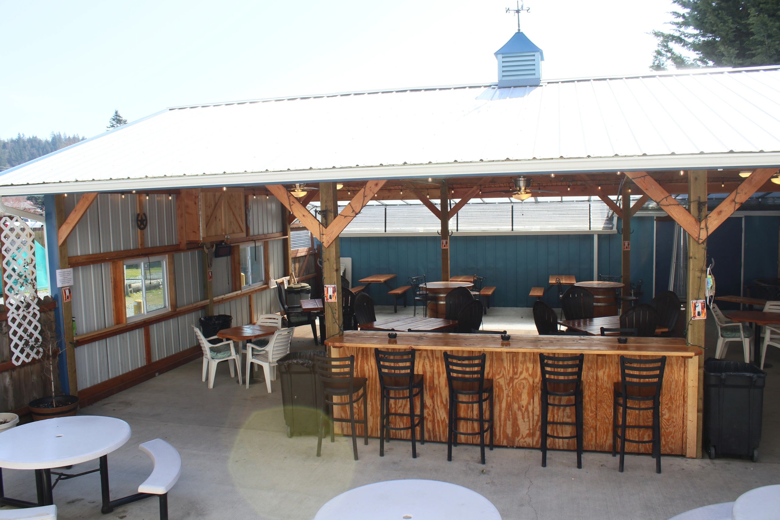 Orting Eagles Social Club, Cocktail Lounge, Bar