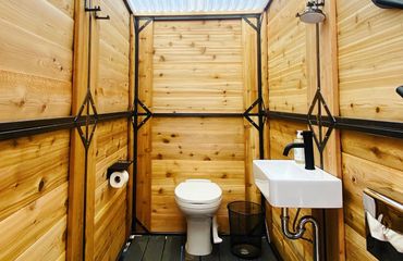 portapotty rental, Bozeman bathroom rental, luxury bathroom rentals, shower rental, Montana bathroom