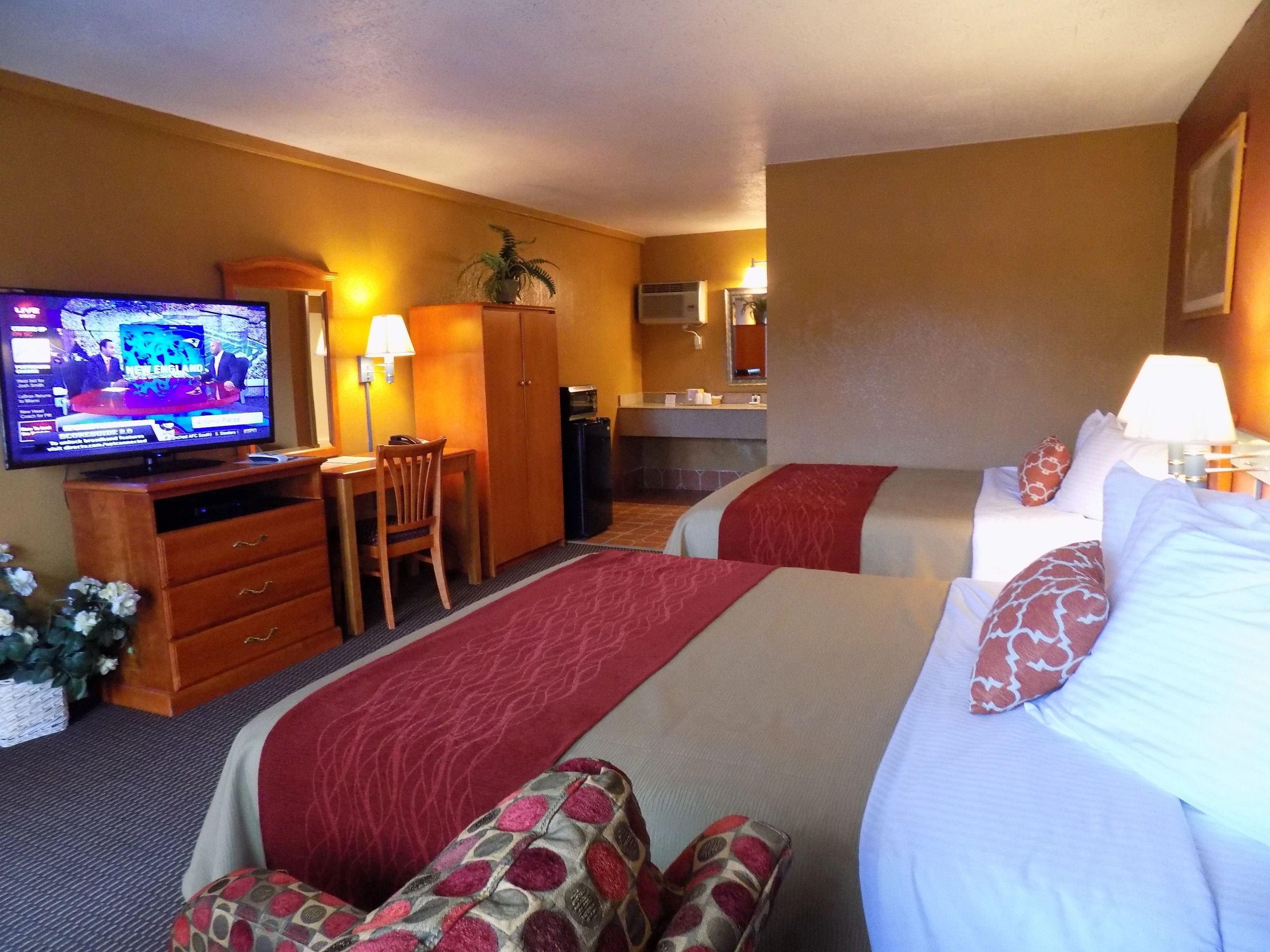 Virginia Inn & Suites