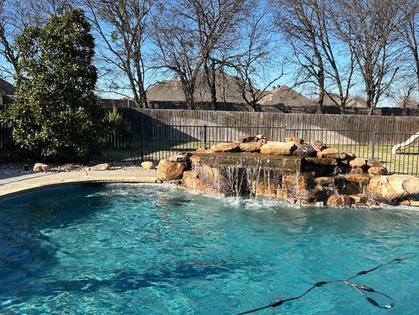 Midlothian pool cleaning service