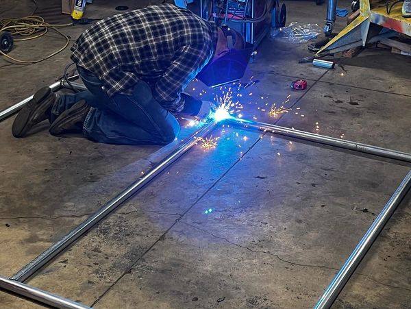 Custom chain link gate fabrication in Roseburg, Oregon