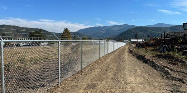 Commercial chain link fencing in Douglas County, Oregon