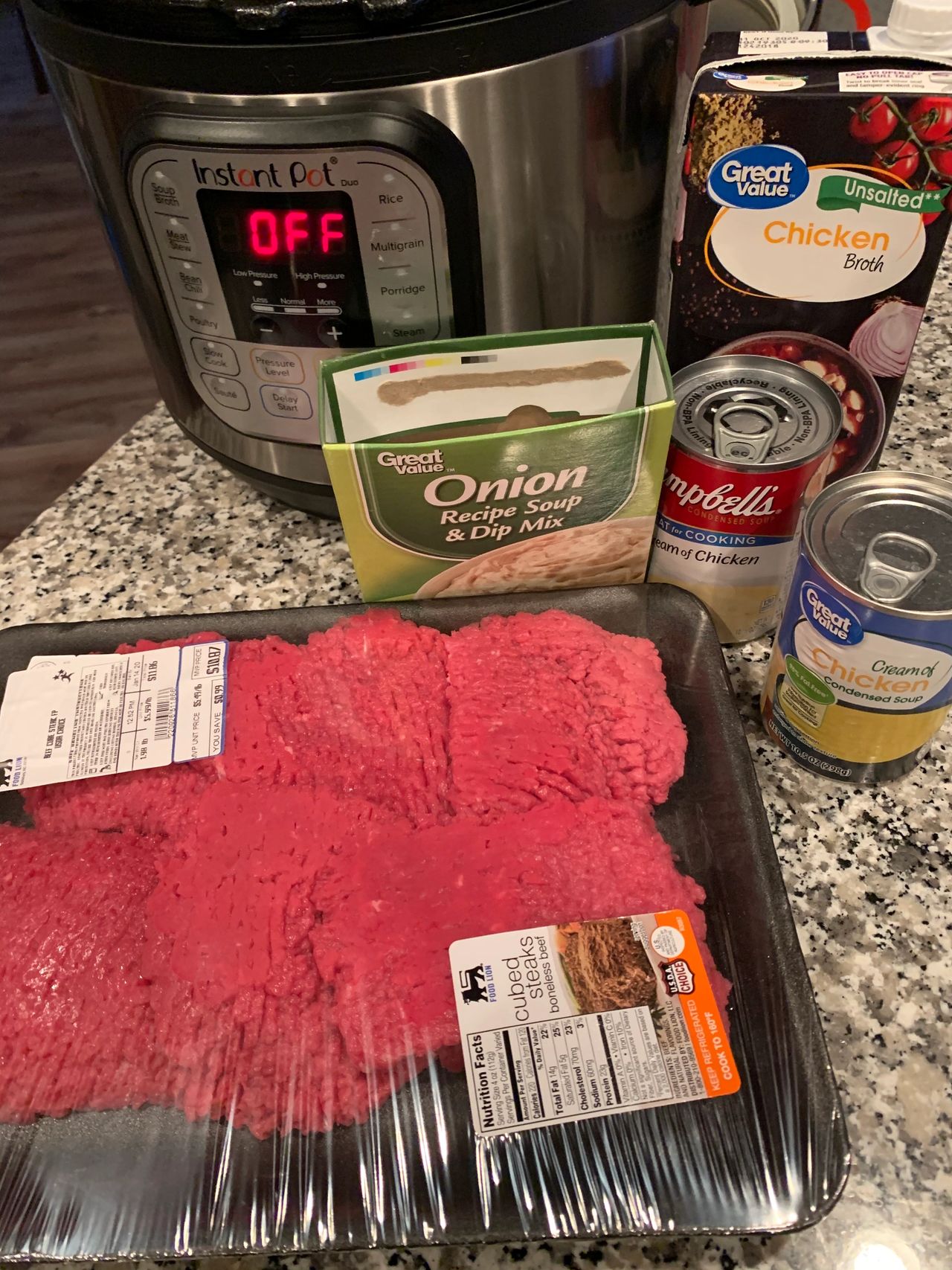 Easy 4 Ingredient Instant Pot Cube Steak Brown Gravy