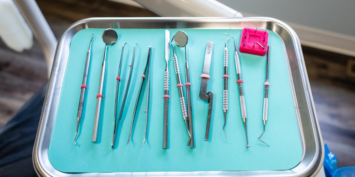 closeup shot dental tools on the tray 