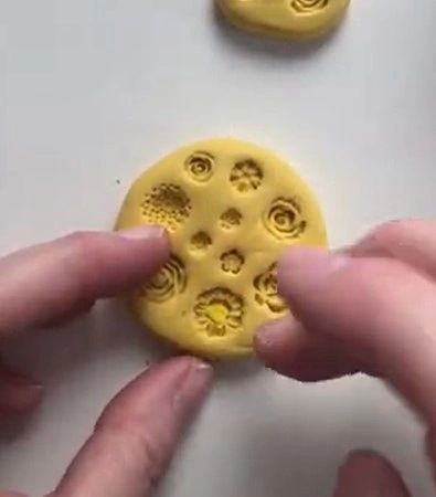 Complete Guide to Silicone Molds for Fondant and Cake Decorating