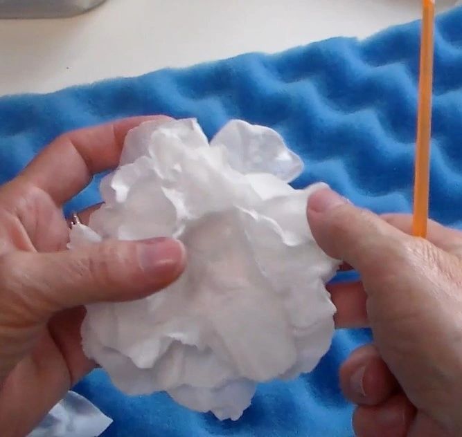 Wafer Paper Peony Tutorial, Wired and Unwired Veined Petals
