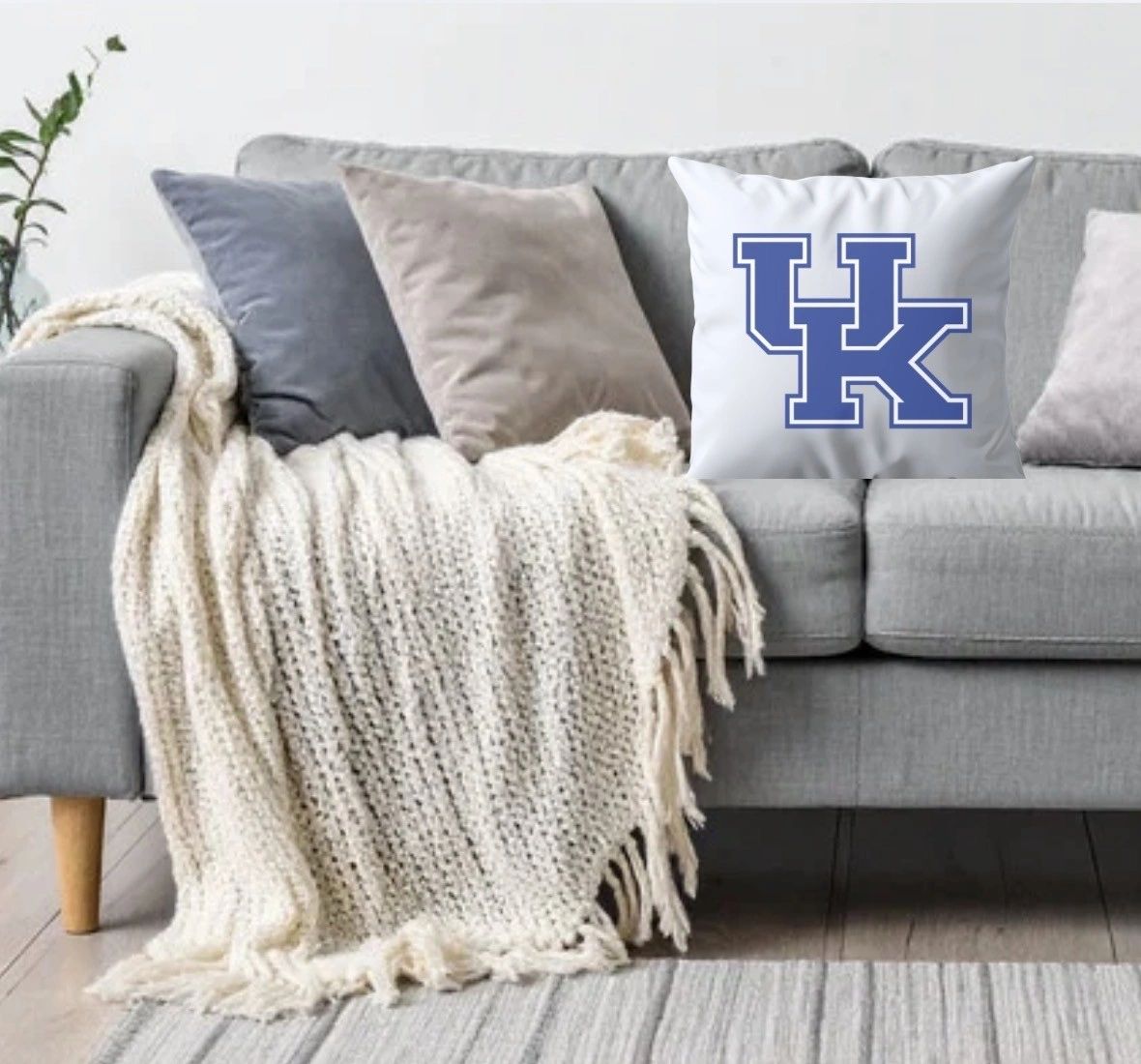 University of Kentucky Throw Pillow