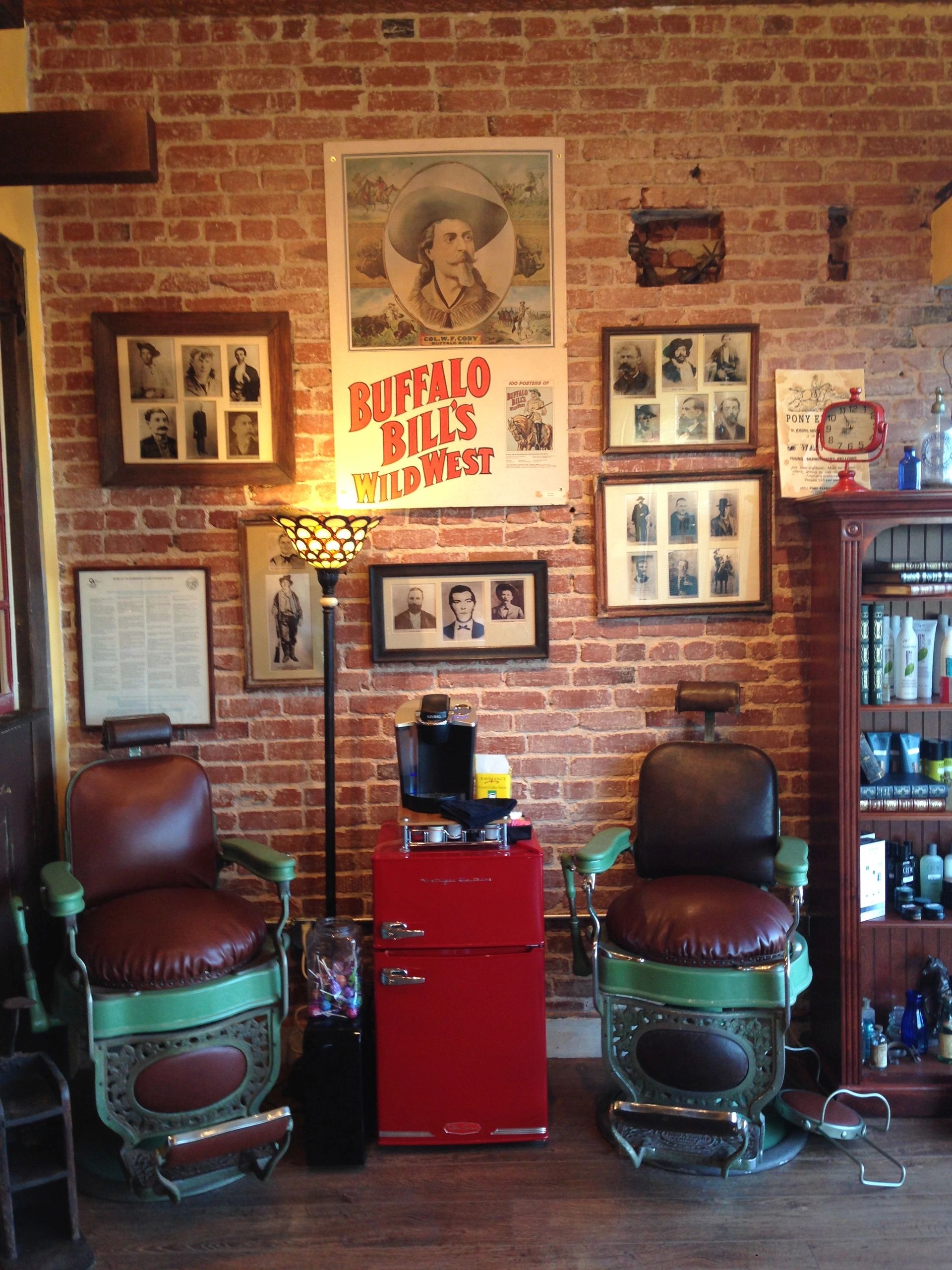 Straight Razor, Fades . Hot Towel Shaves Tonsorial Parlor