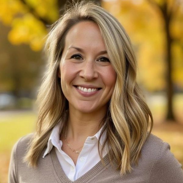 Nicole Moore, Reiki Master, founder of Bloom Reiki Therapy. 