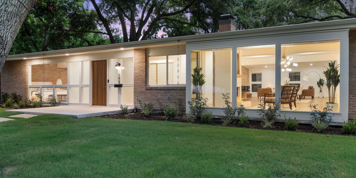 University Park, Georgetown: 3-bed, 3.5-bath, 3,482 sq ft home on 0.56 acres for $1,550,000.