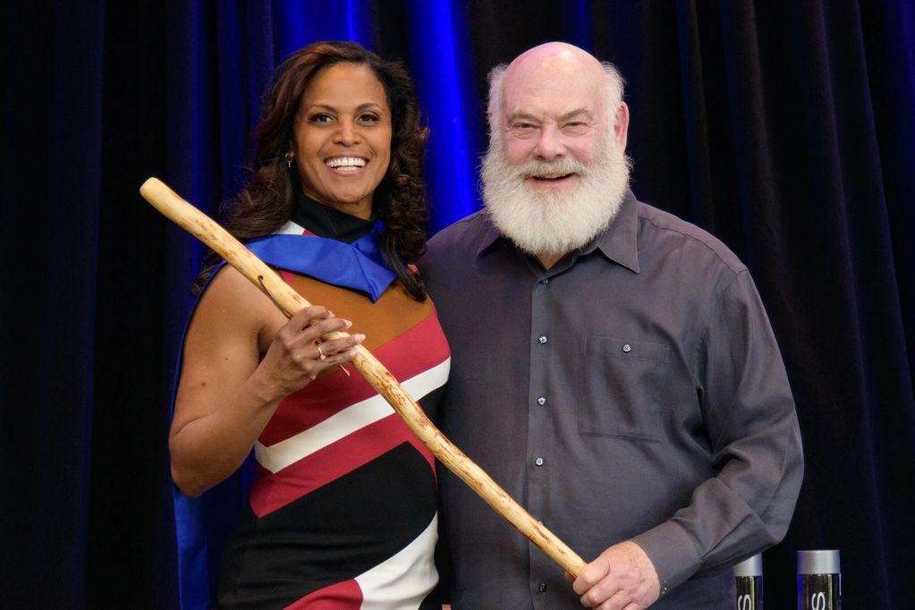 Dr. Rayette Casiano with Dr. Andrew Weil at the Integrative Medicine 2 year Fellowship Graduation