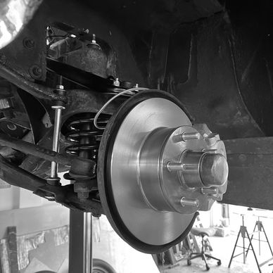Volvo Amazon front disk brake refurbishment and upgrade.