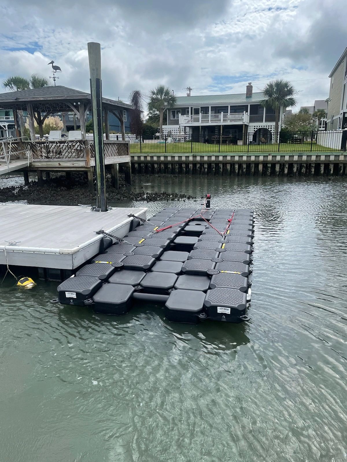 Jet Dock systems floating lifts for Lake Murray boats
