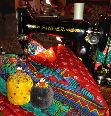 RetroMemento Dollhouse Wonderments Museum Miniatures Zuni Native Indian Route 66 Souvenir 50's 60's 