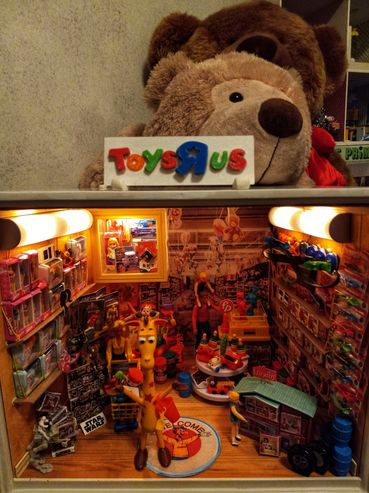 RetroMemento Star Wars Geoffrey Barbie Hot Wheels Mattel Fisher Price Lundby Glamour Gals Toys R Us