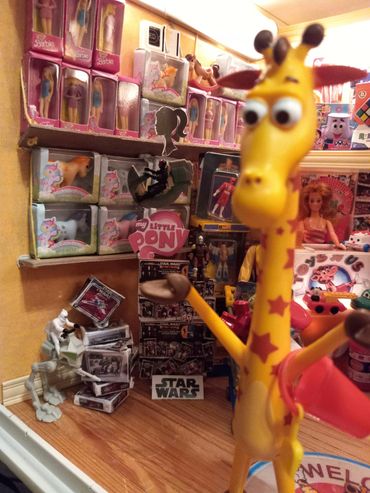 RetroMemento Star Wars Geoffrey Barbie Hot Wheels Mattel Fisher Price Lundby Glamour Gals Toys R Us