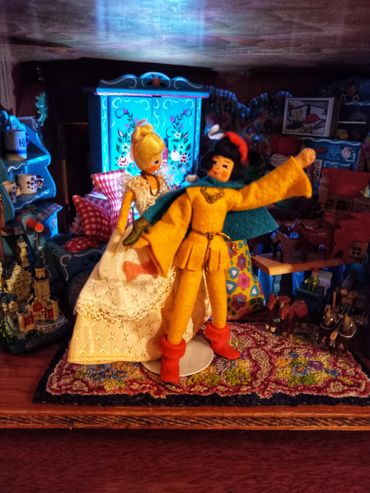 RetroMemento Dollhouse Wonderments Dolls Museum Miniatures Dora Kuhn Felt BAPS Germany FAO SCHWARZ