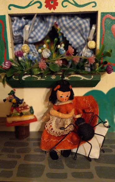 RetroMemento Dollhouse Wonderments Dolls Museum Miniatures Dora Kuhn Felt BAPS Germany FAO SCHWARZ