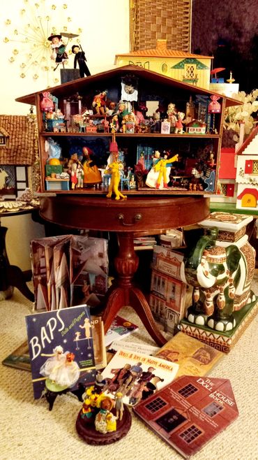 RetroMemento Dollhouse Wonderments Dolls Museum Miniatures Dora Kuhn Felt BAPS Germany FAO SCHWARZ