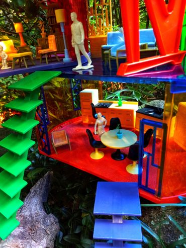 RetroMemento Dollhouse Wonderments Museum Miniature Imagination MARX 1969 Moder Atomic Kaleidoscope 