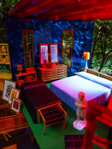 RetroMemento Dollhouse Wonderments Museum Miniature Imagination MARX 1969 Moder Atomic Kaleidoscope 