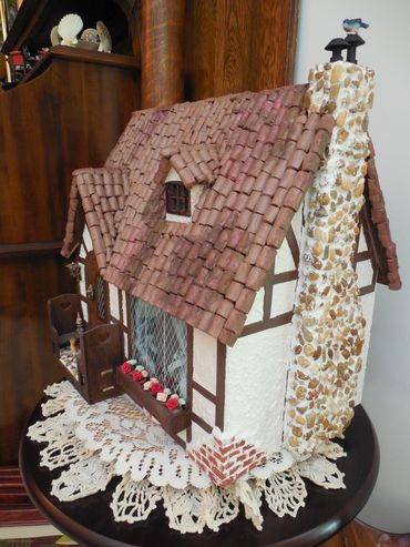 Miniature Bavaria Alpine Spanish Tile RetroMemento Dora Kuhn Dollhouse Greenleaf Kit Ari Tudor Dolls