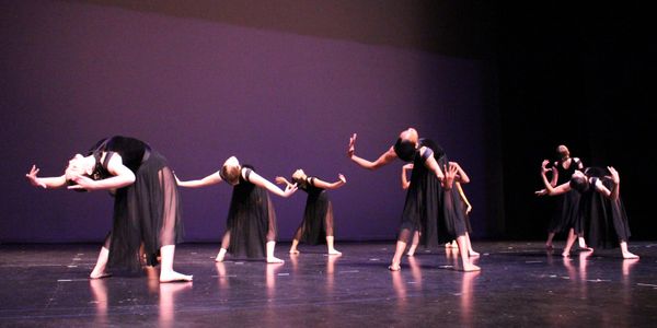 contemporary dancers onstage