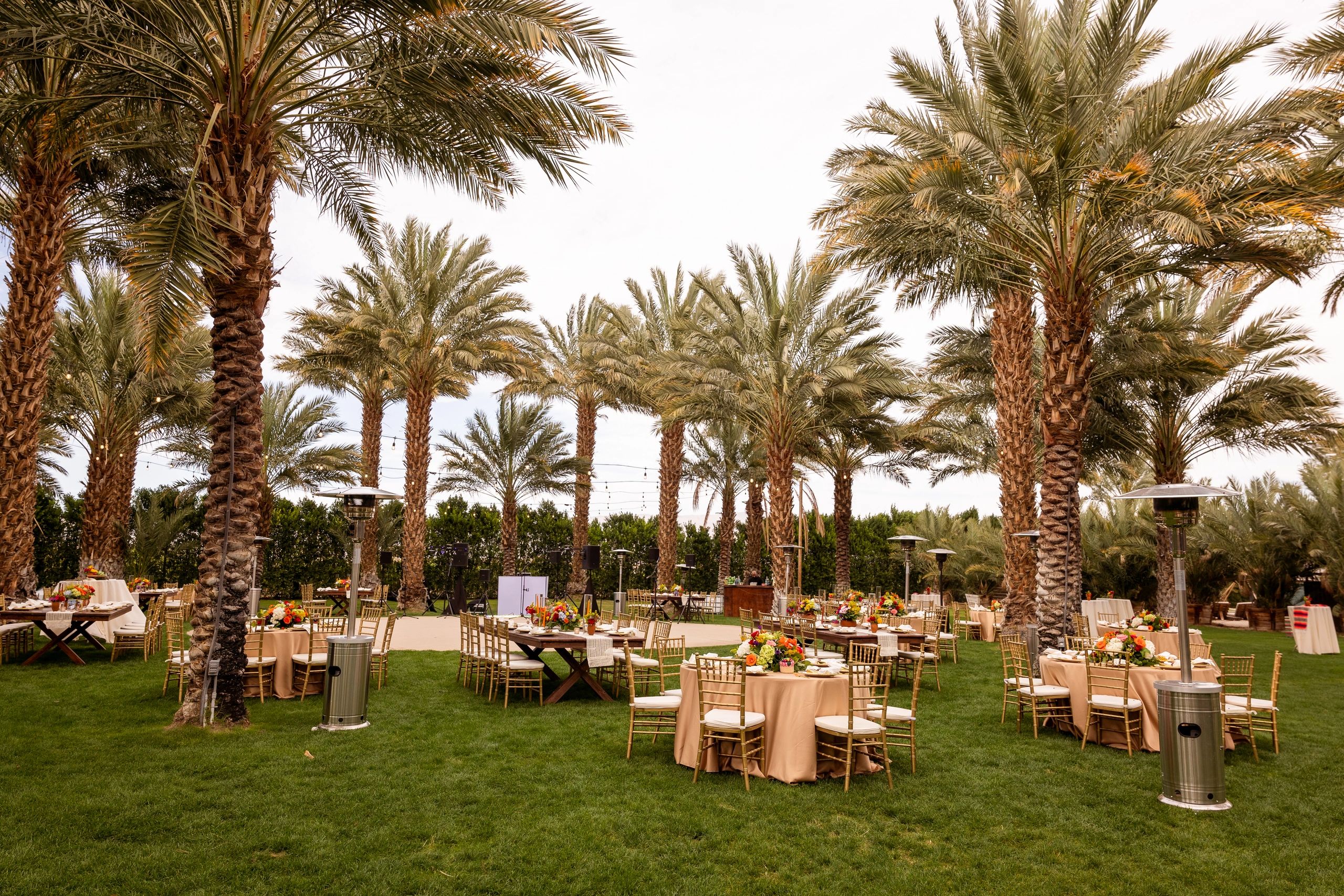 RANCHO 51 DATE GARDEN