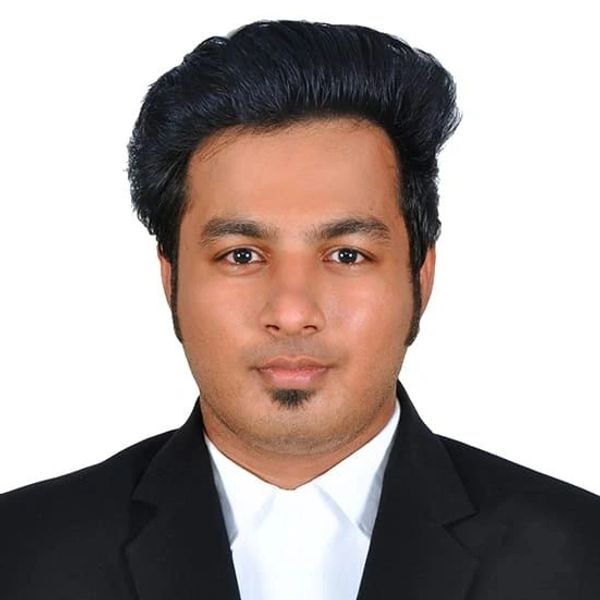 Adv. R. Sakthi Mahendra – MACT lawyer assisting in motor accident compensation claims.