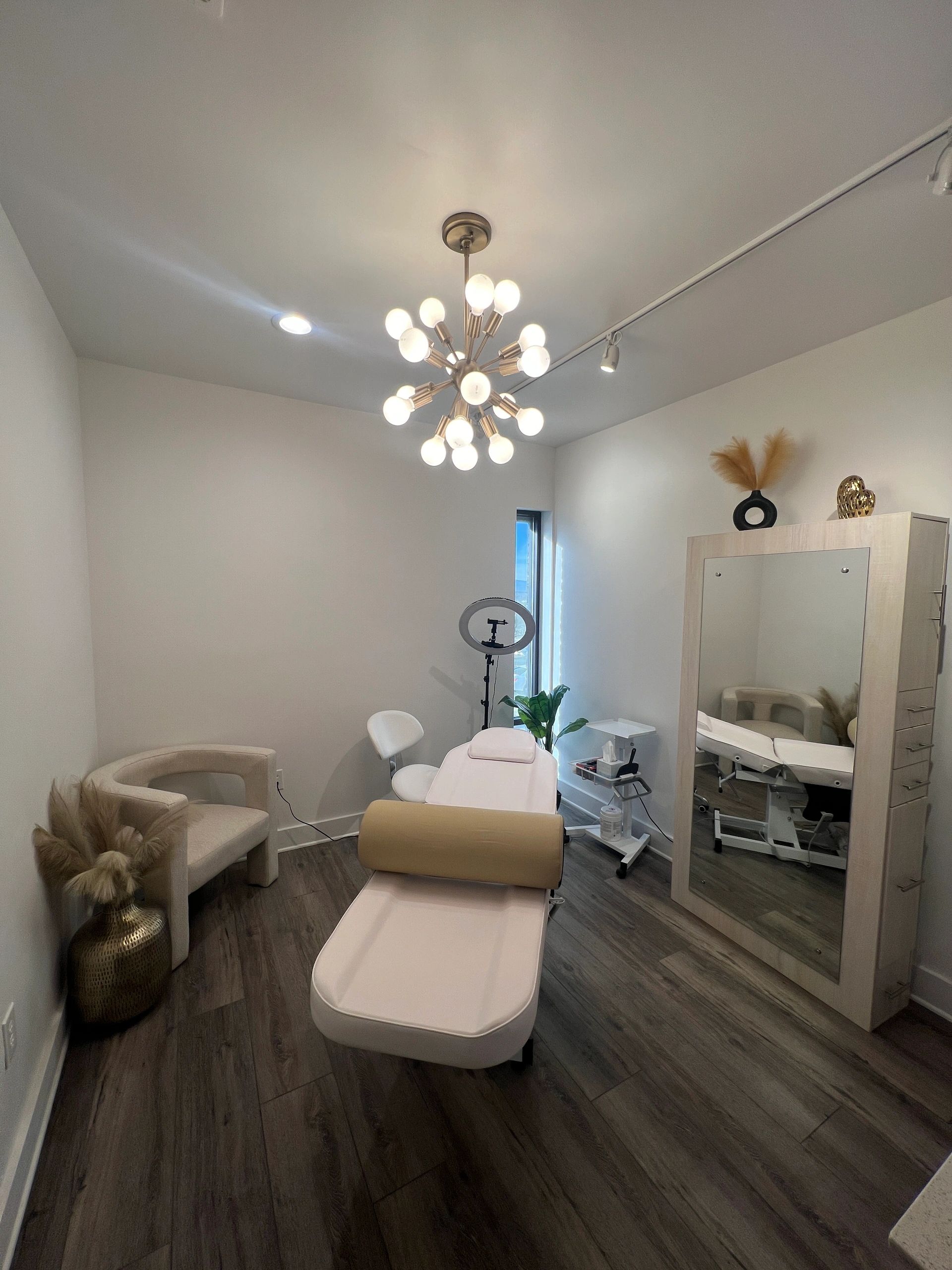 Expert Powder Eyebrows at INK TOUCH STUDIO