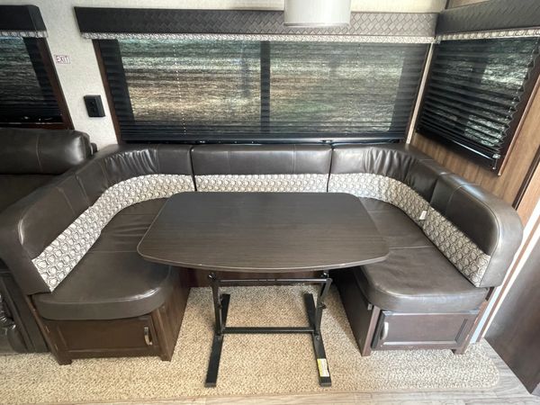 Dinette folds down to full size bed
