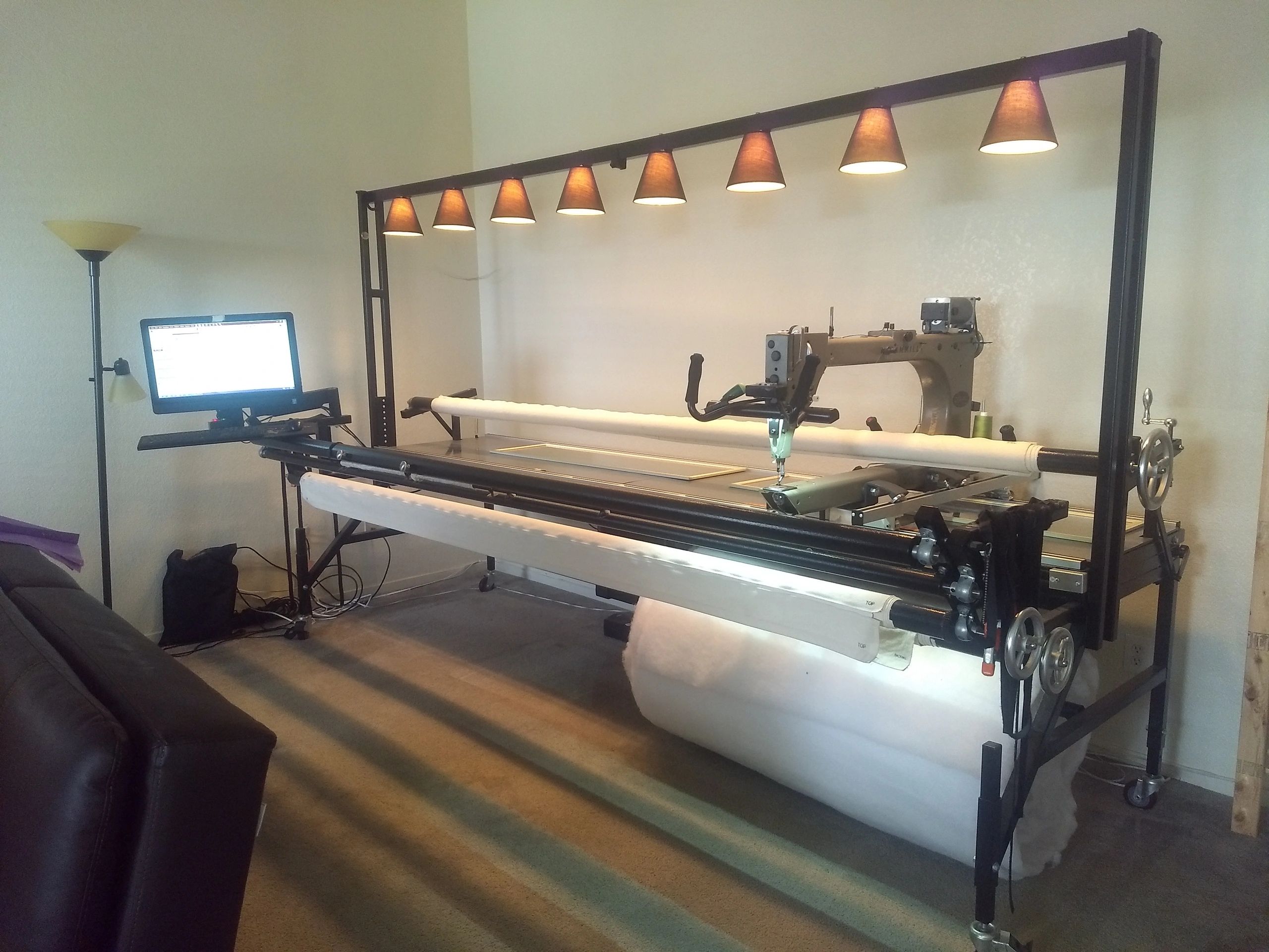 Gammill 30 Inch Throat Statler Stitcher Longarm Quilting Machine