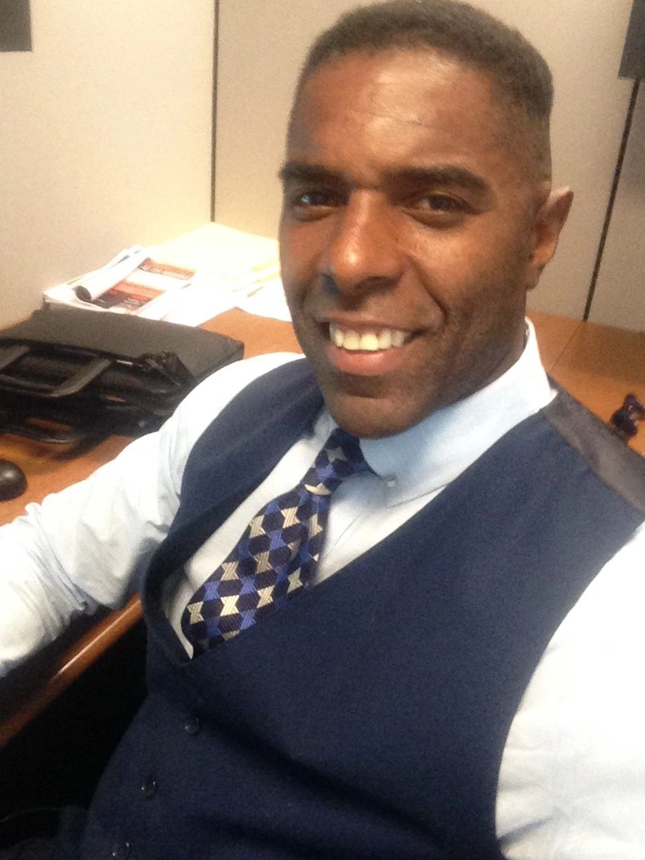 Color photo of Dr. Greg Pedro