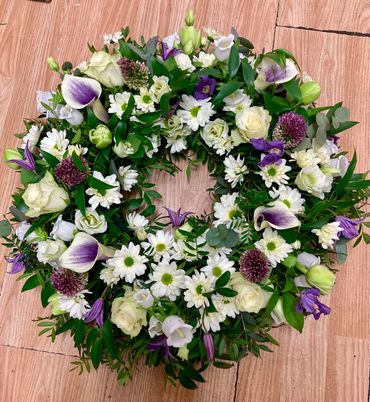 Funeral flowers fresh flowers nw6 luxury flowers St John’s Wood abbey road. Delivery 