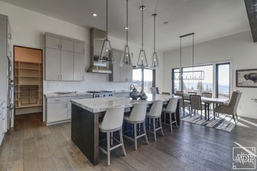 modern grey kitchen 