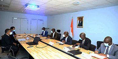 Meeting with the Ivorian minister of industry and commerce in Abidjan