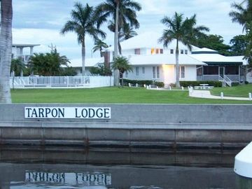 Tarpon Lodge - Waterside Restaurant