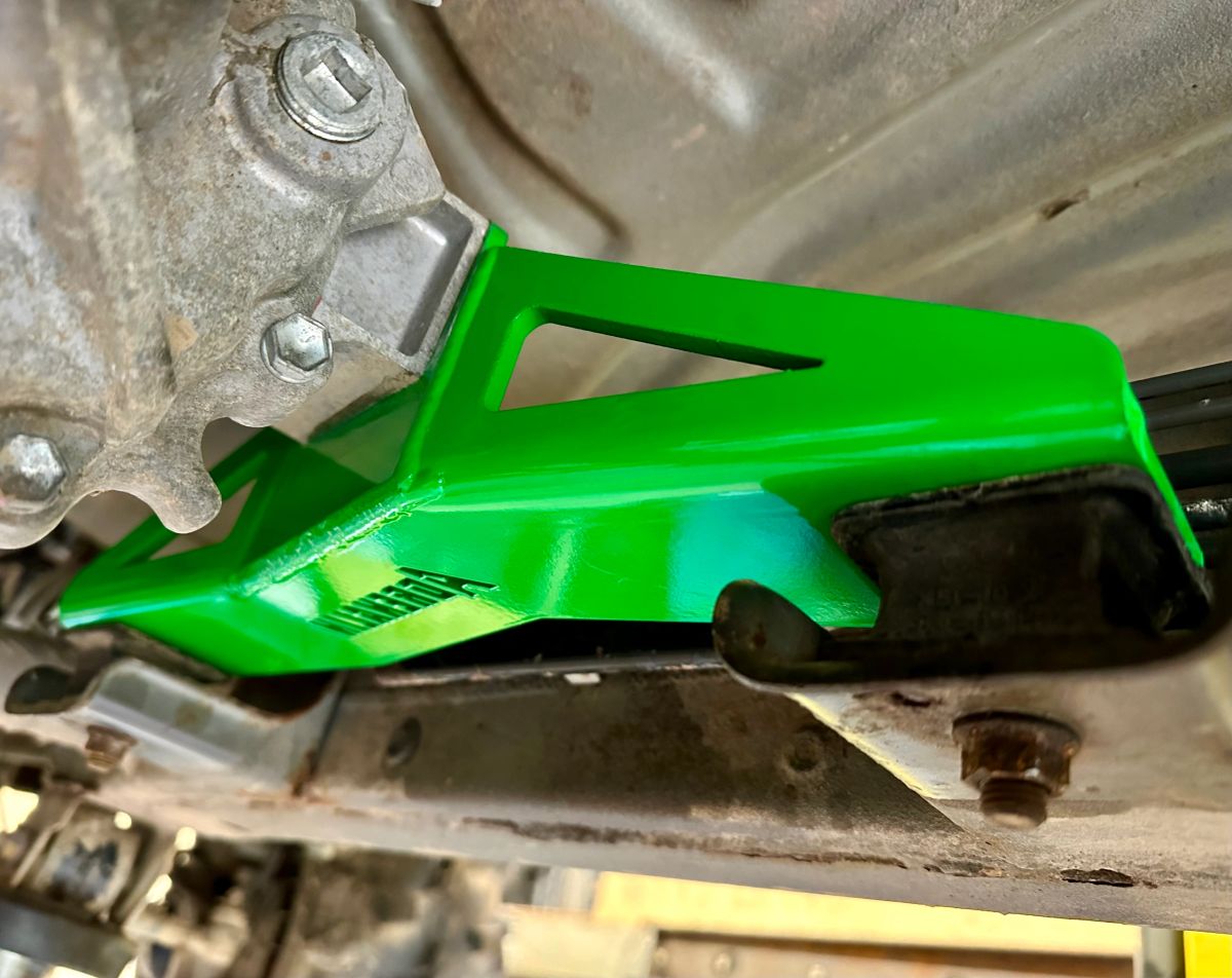 Transfer Bracket Suzuki Jimny Heavy duty transfer box mounting brackets for all 1998 ...