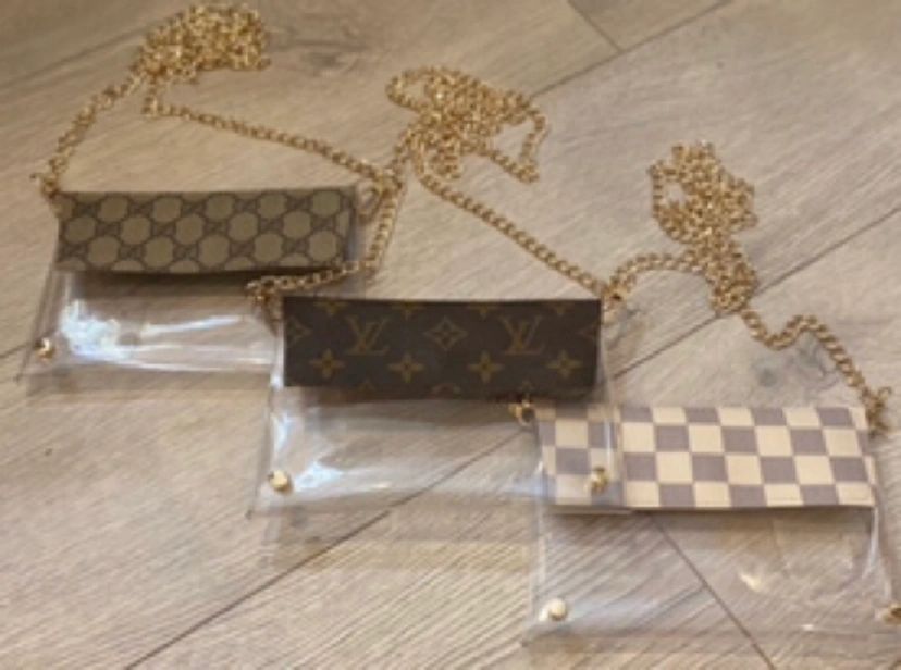 louis vuitton stadium cross body. bag