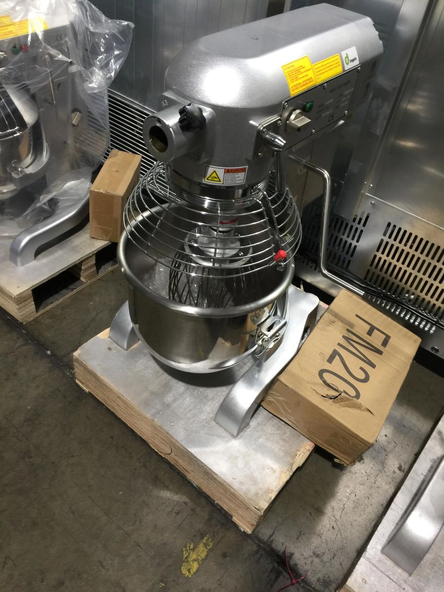 Commercial 20 Quart Bakery Mixer Duty 3 Attachments Included