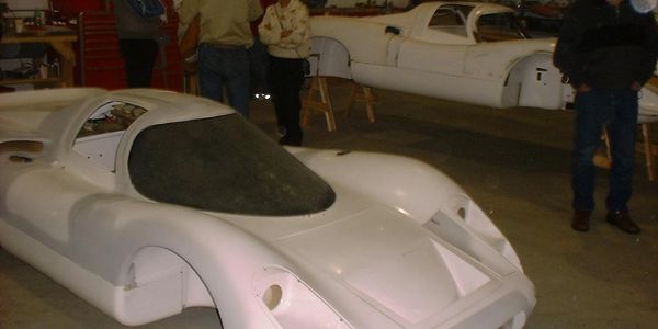 Porsche 907 race car