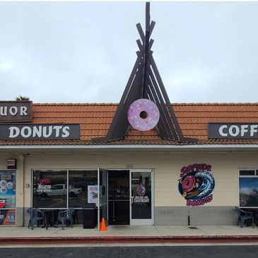 SURFSIDE Donuts and Coffee  Offers amazing and creative donuts that customers rave about.