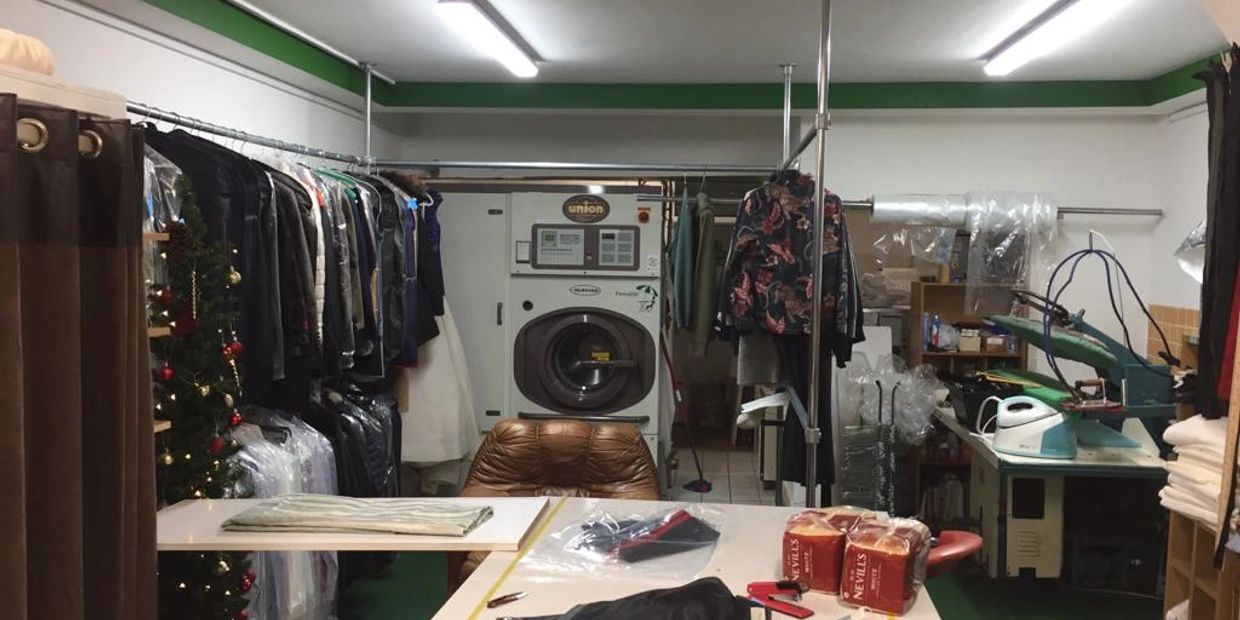 AFRIN TAILORING AND DRY CLEANING