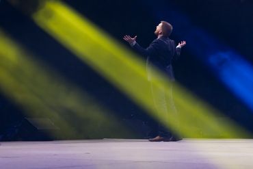 Content Chemistry Arkansas Event Photography Public Speaker Photography FFA Convention Dallin Cooper